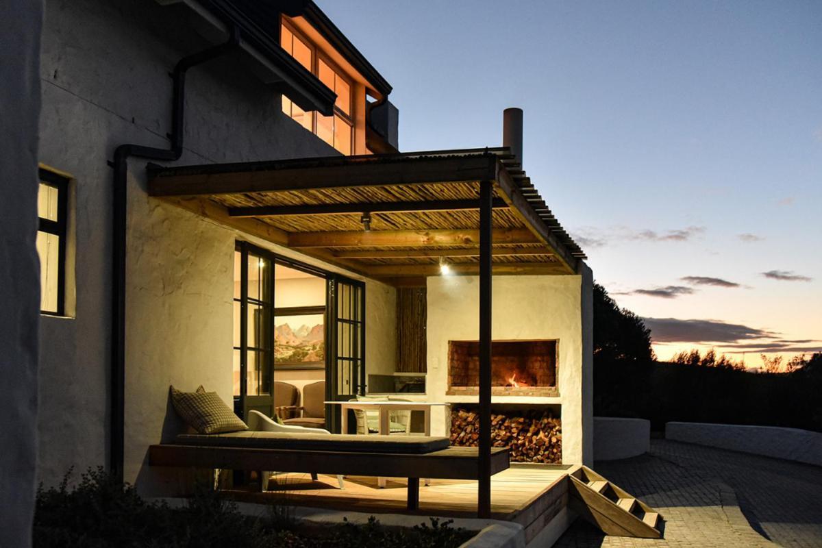 Oudewerfskloof Olive Farm Villa สติลบาย ภายนอก รูปภาพ